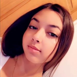 Meet your Posher, Melanie